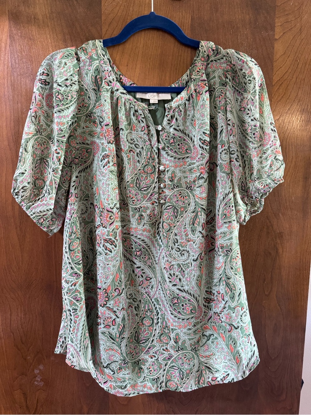 LOFT Mint Green Paisley Short-Sleeve Button-Front Blouse